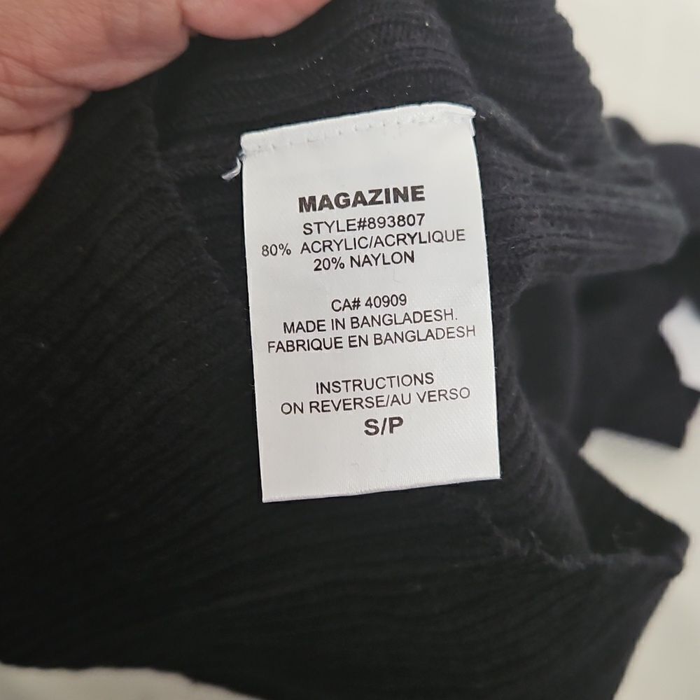 Magazine Women's Long Sleeves Sweater Small Black - Picture 7 of 16